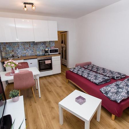 Apartment Near The Ondrej Nepela Winter Stadium Братислава Екстер'єр фото