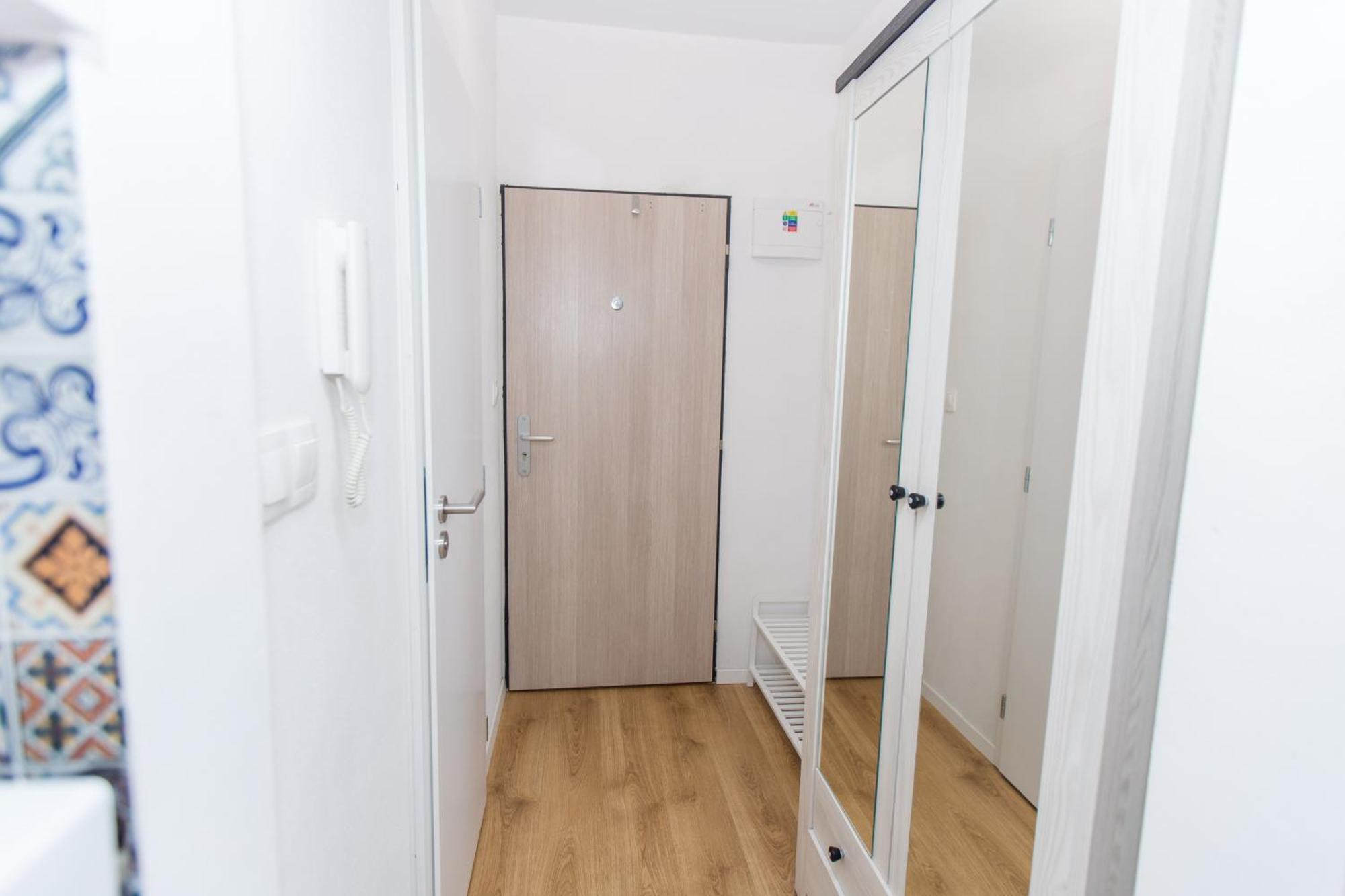 Apartment Near The Ondrej Nepela Winter Stadium Братислава Екстер'єр фото